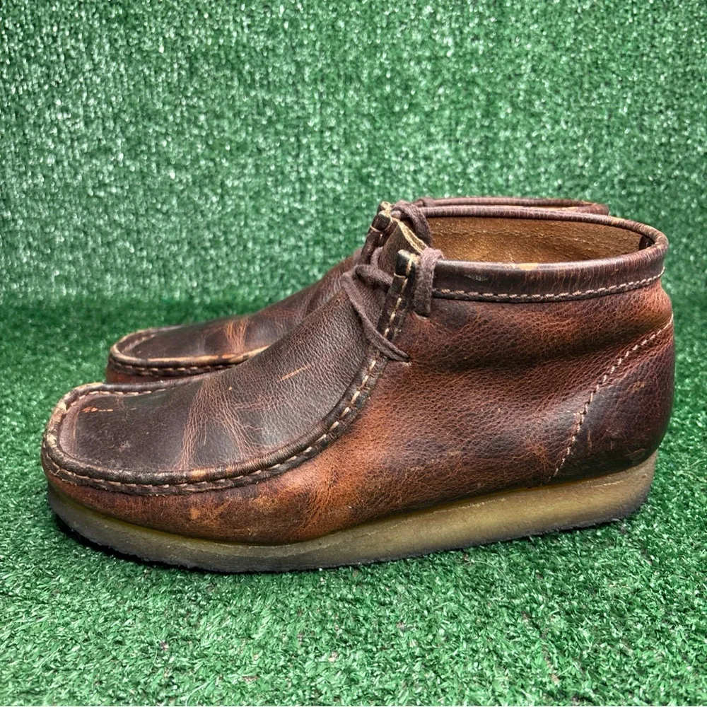 Clarks Wallabee Dark Brown Distressed Leather Moccasin Loafer Shoe Men Size 10
